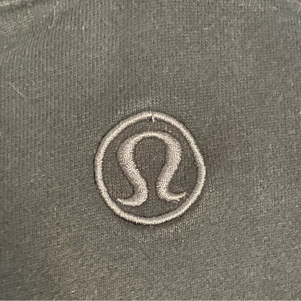Lululemon Cuddle Up Full Zip Jacket Black Size 6 Thumbholes L=24” P2P=18”